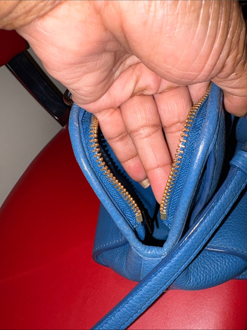 Coach Blue Leather Satchel w/Gold Hardware size of speedy 25 w/ crossbody strap - Picture 10 of 15